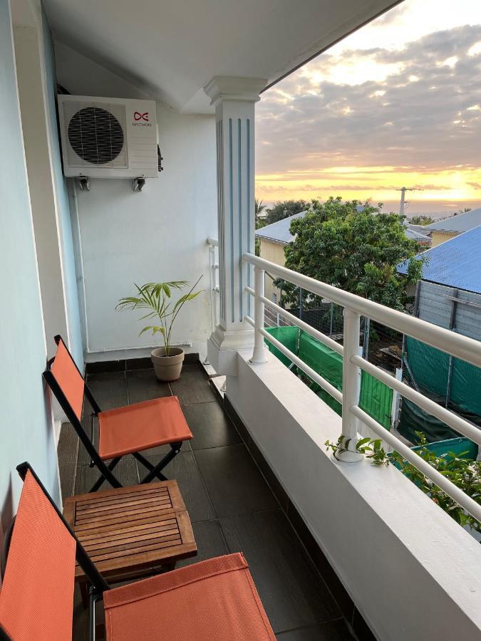 Appartement La Grenad'Île à Saint Pierre Extérieur photo